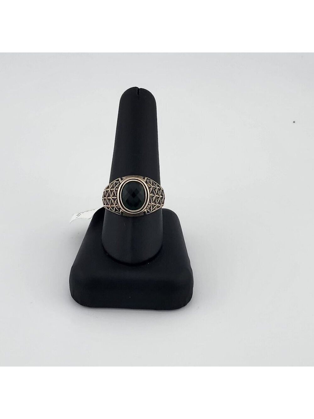 925 Sterling Silver Green Stone Ring – Round Gem, Classic Design
